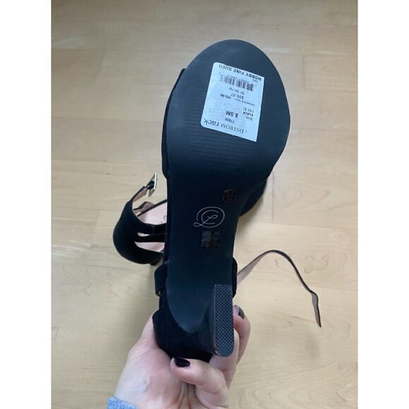 CHINESE Laundry New "Robby" Ankle Strap Black Suede Sandal Flared Heel - Picture 6 of 9